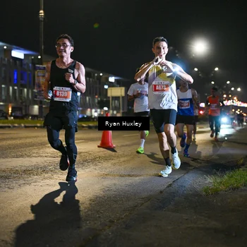 Runner Photo 4333100