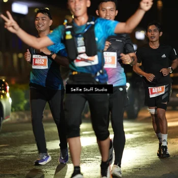 Runner Photo 4333565