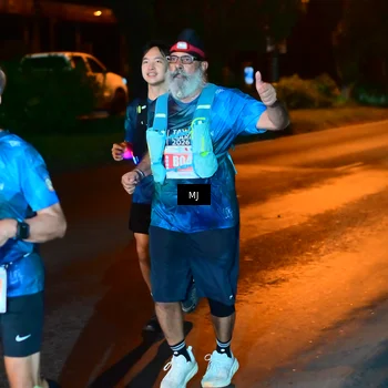 Runner Photo 4333574