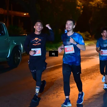 Runner Photo 4333725