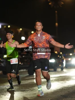 Runner Photo 4333792