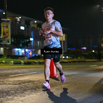 Runner Photo 4333837