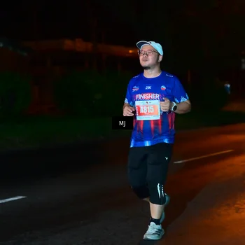 Runner Photo 4333993