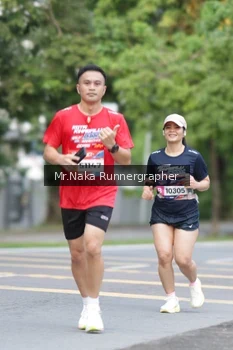 Runner Photo 43340