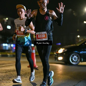 Runner Photo 4334011