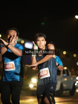 Runner Photo 4334044