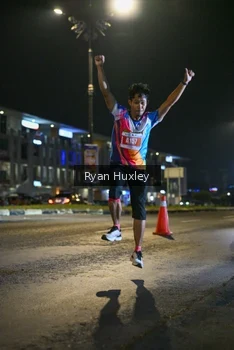 Runner Photo 4334070