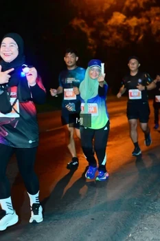 Runner Photo 4334073
