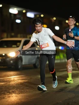 Runner Photo 4334077