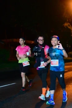 Runner Photo 4334078