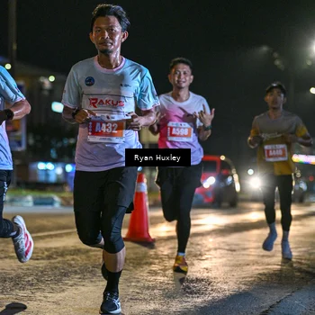 Runner Photo 4334106