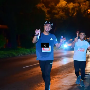 Runner Photo 4334136