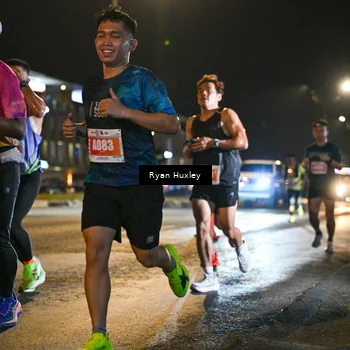 Runner Photo 4334193