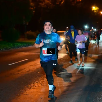 Runner Photo 4334203
