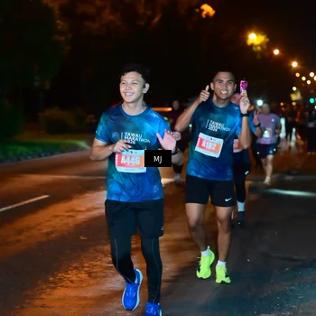 Runner Photo 4334213