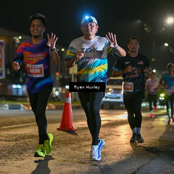 Runner Photo 4334218