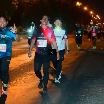 Runner Photo 4334219
