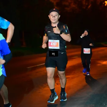 Runner Photo 4334246