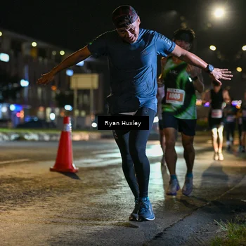 Runner Photo 4334336