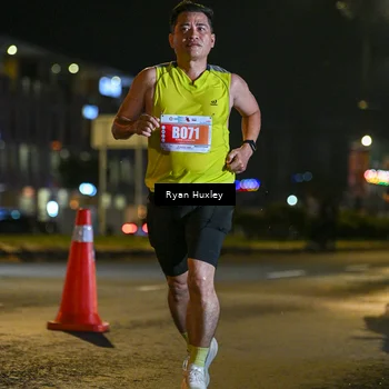Runner Photo 4334367