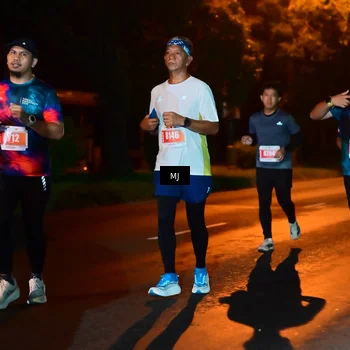 Runner Photo 4334384
