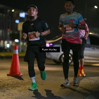 Runner Photo 4334394