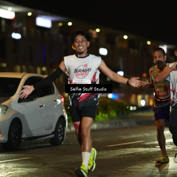 Runner Photo 4334400