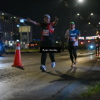 Runner Photo 4334410