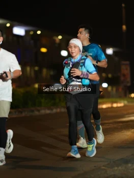 Runner Photo 4334412