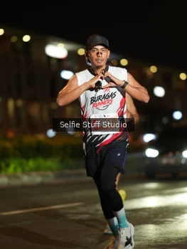 Runner Photo 4334415