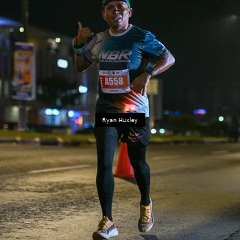 Runner Photo 4334424