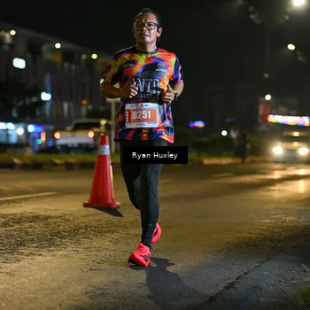Runner Photo 4334436
