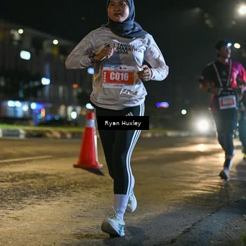 Runner Photo 4334442