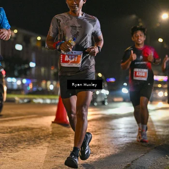 Runner Photo 4334460