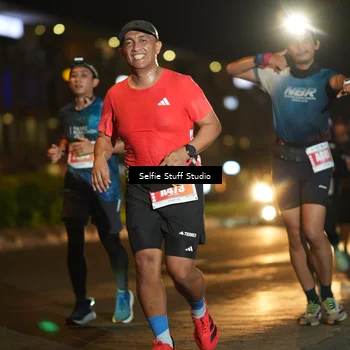 Runner Photo 4334471