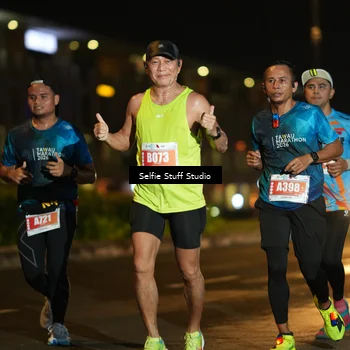 Runner Photo 4334497