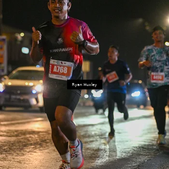 Runner Photo 4334508