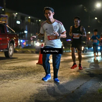 Runner Photo 4334576