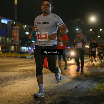 Runner Photo 4334592