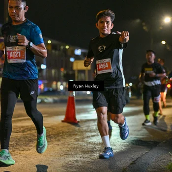Runner Photo 4334600