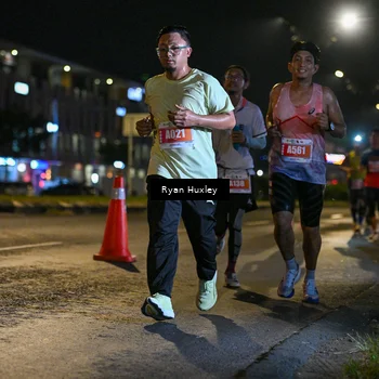 Runner Photo 4334615