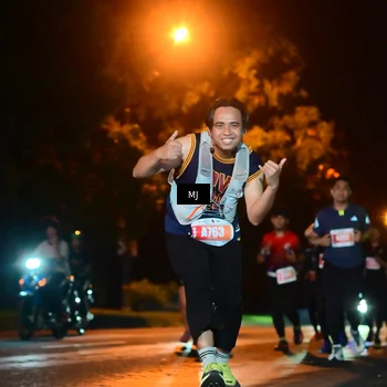 Runner Photo 4334634