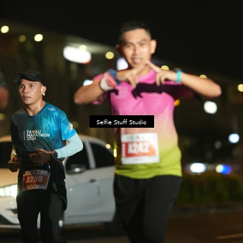 Runner Photo 4334648