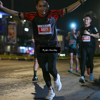 Runner Photo 4334653