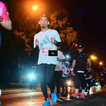 Runner Photo 4334656