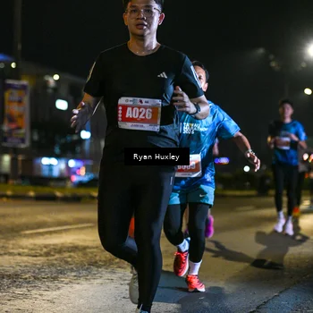 Runner Photo 4334674