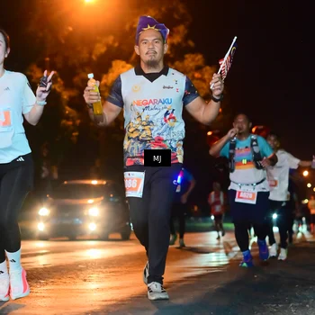 Runner Photo 4334679