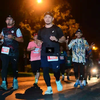 Runner Photo 4334714
