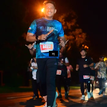 Runner Photo 4334717
