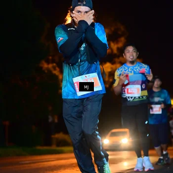 Runner Photo 4334835